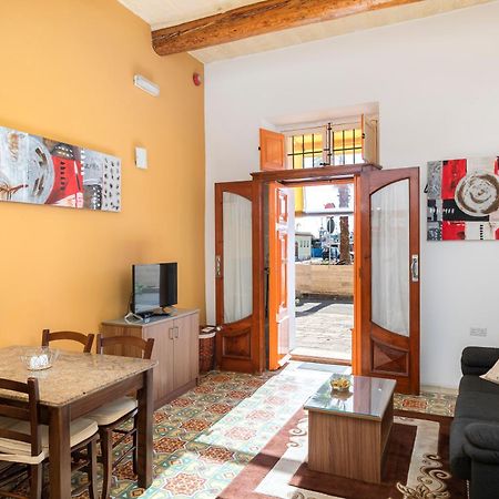 Quayside Apartments Marsaxlokk Exterior photo