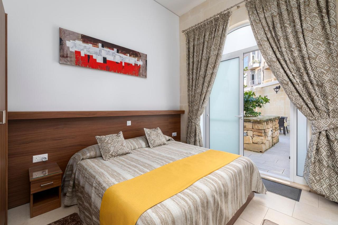 Quayside Apartments Marsaxlokk Exterior photo