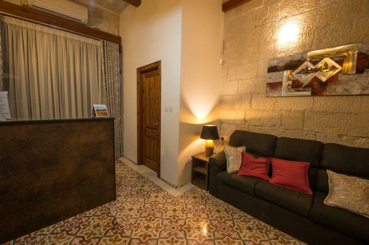 Quayside Apartments Marsaxlokk Exterior photo