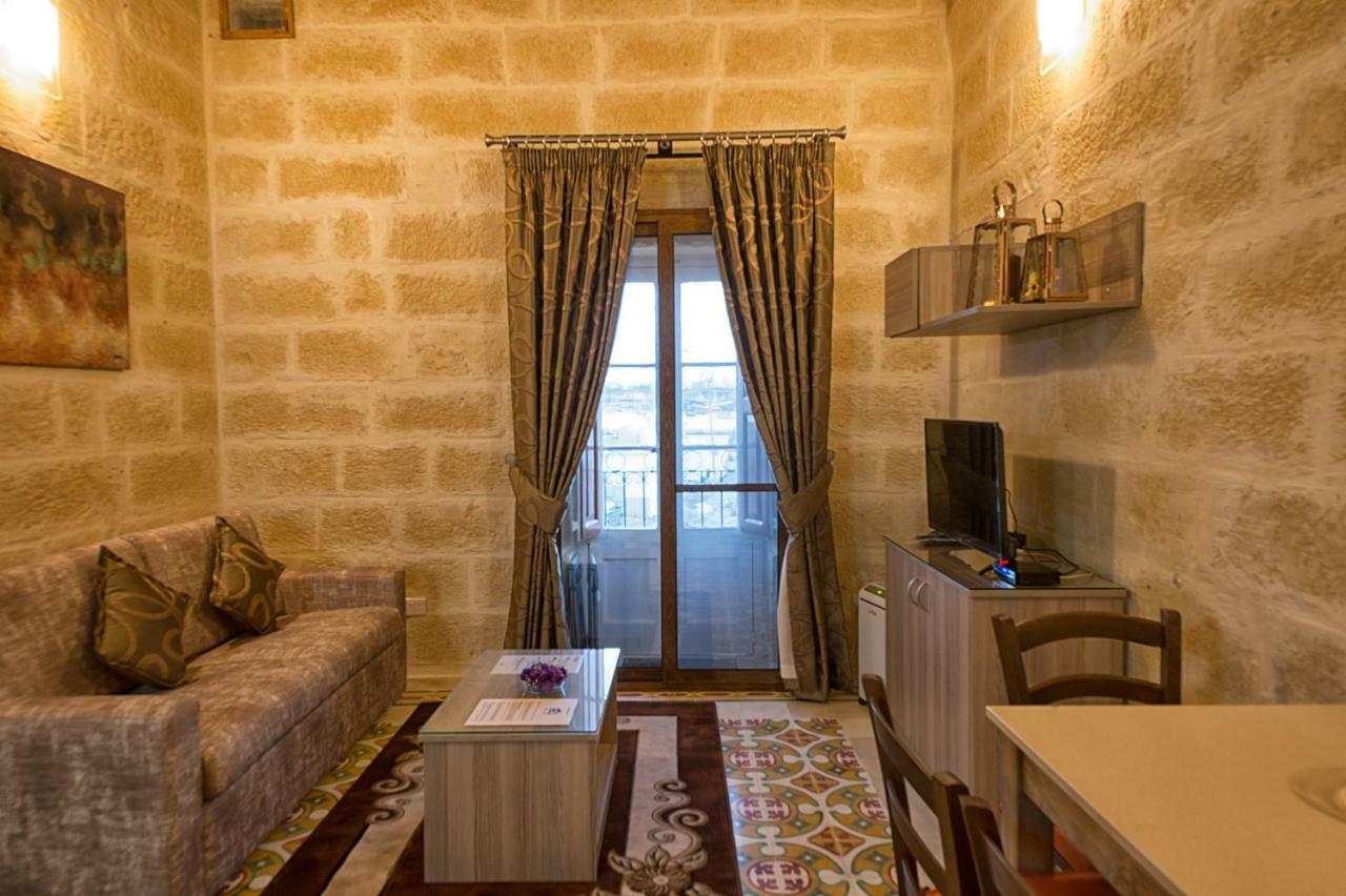 Quayside Apartments Marsaxlokk Exterior photo