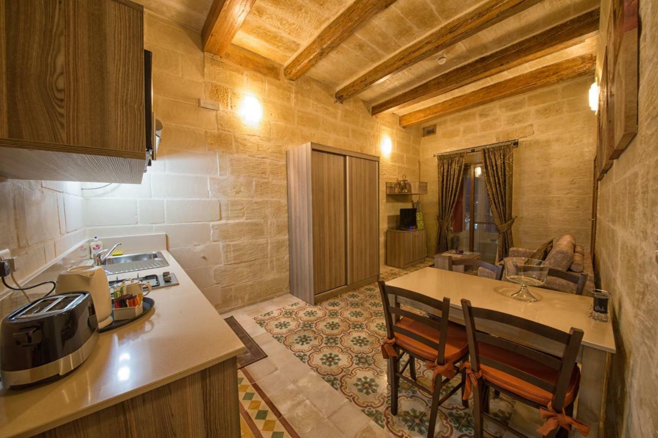 Quayside Apartments Marsaxlokk Exterior photo